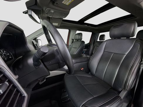 Used 2020 Ford F150 Lariat AWD/4WD image 13