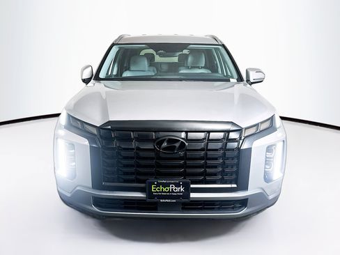 Used 2025 Hyundai Palisade SEL FWD image 2