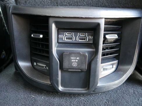 Used 2022 RAM 2500 Laramie AWD/4WD image 13