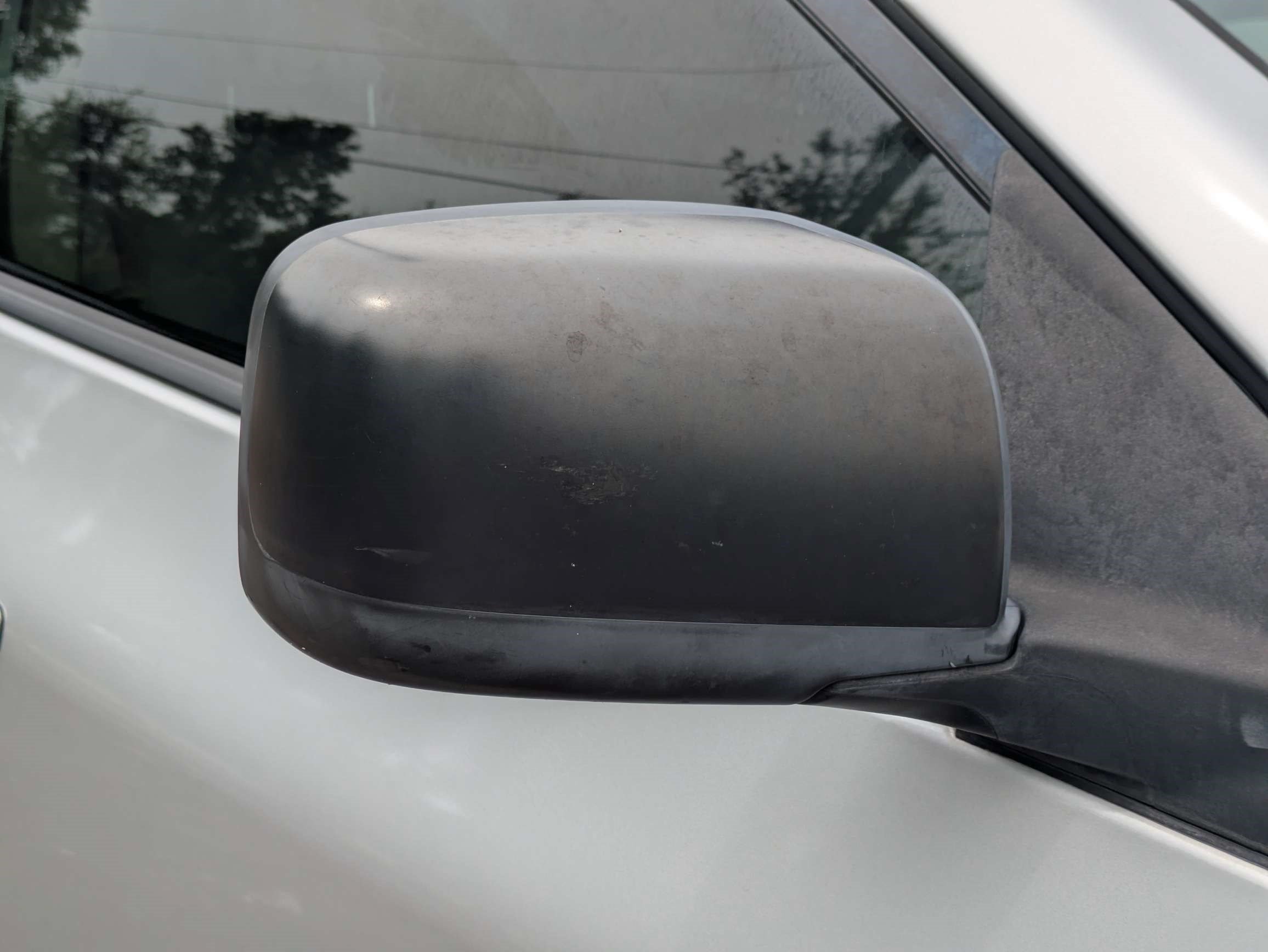 Used 2013 Nissan Rogue S FWD image 11