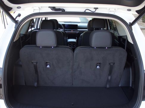 Used 2025 Kia Sorento EX AWD/4WD image 24