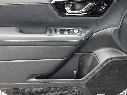 New 2026 Subaru Forester Touring image 8