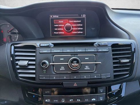 Used 2017 Honda Accord Sport Special Edition image 18