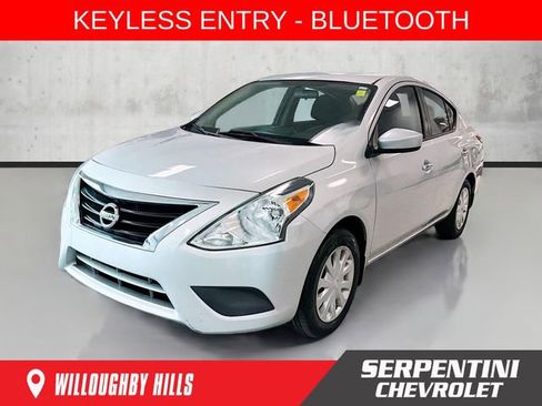 Used 2017 Nissan Versa SV image 1