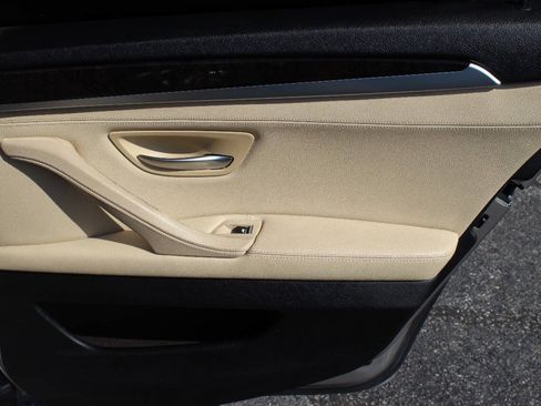 Used 2016 BMW 528i Sedan RWD image 12