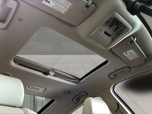 Used 2018 Buick Enclave Premium w/ Trailering Package image 17