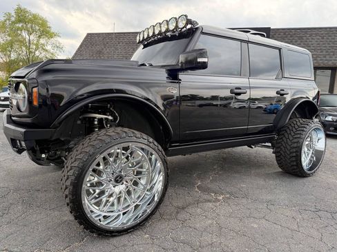 Used 2023 Ford Bronco Wildtrak AWD/4WD image 6