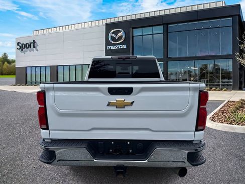 Used 2024 Chevrolet Silverado 2500 LTZ w/ LTZ Plus Package AWD/4WD image 4