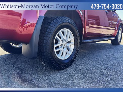 Used 2021 Nissan Frontier SV w/ SV Utility Package image 32