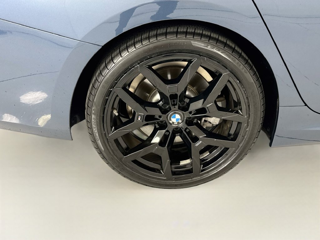 Certified 2026 BMW 330i Sedan w/ M Sport Package RWD image 32