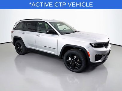 New 2025 Jeep Grand Cherokee Limited w/ Black Appearance Package