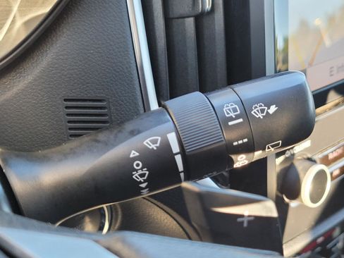 Used 2021 Subaru Forester Touring image 35