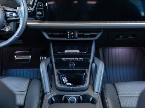 Used 2024 Porsche Cayenne Turbo GT image 16