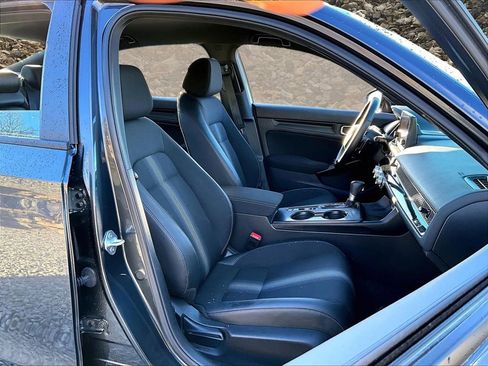 Used 2025 Honda Civic Sport image 7