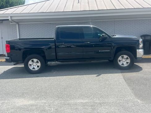 Used 2017 Chevrolet Silverado 1500 LT w/ All Star Edition RWD image 4