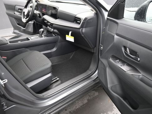 New 2026 Nissan Kicks S image 20