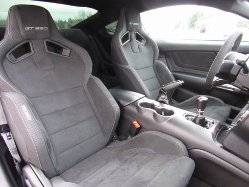 Used 2018 Ford Mustang Shelby GT350 w/ Electronics Package image 19