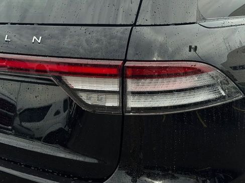 New 2026 Lincoln Aviator Reserve AWD/4WD image 7