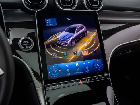 New 2026 Mercedes-Benz GLC 300 GLC 300 image 26