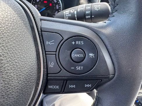 Certified 2022 Toyota RAV4 XLE w/ Convenience Package AWD/4WD image 21