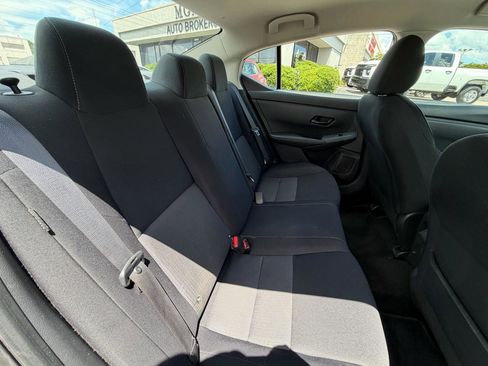 Used 2024 Nissan Sentra SV FWD image 37