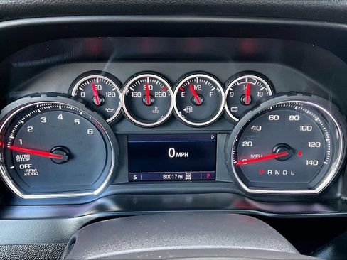 Used 2021 Chevrolet Silverado 1500 LT AWD/4WD image 14