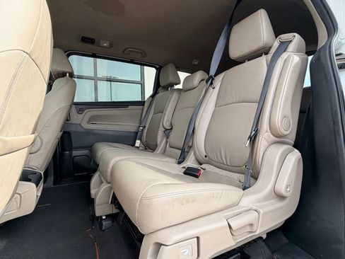 Used 2021 Honda Odyssey EX-L image 9