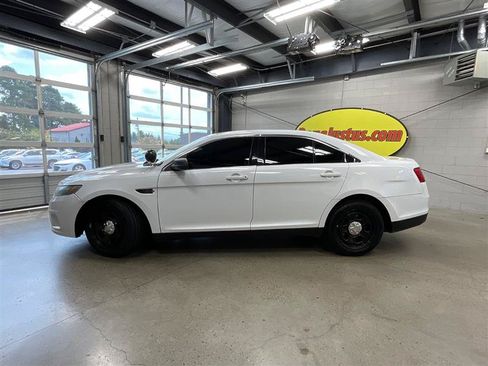 Used 2014 Ford Taurus Police Interceptor AWD image 2