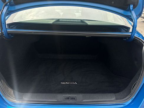 Used 2025 Nissan Sentra SV FWD image 30