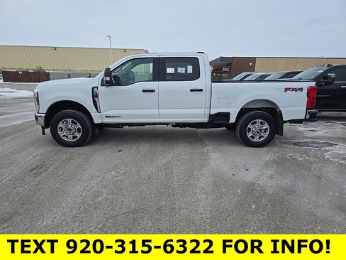 Used 2025 Ford F350 XLT image 3