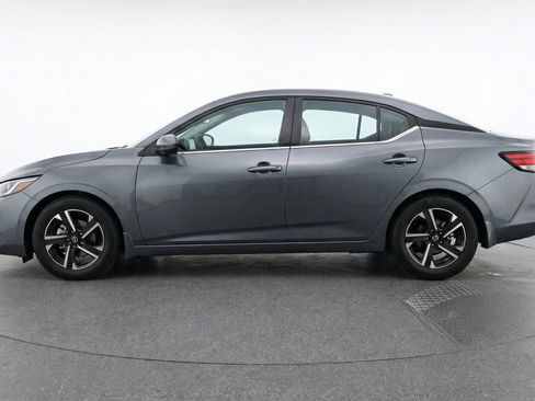 Used 2025 Nissan Sentra SV FWD image 5