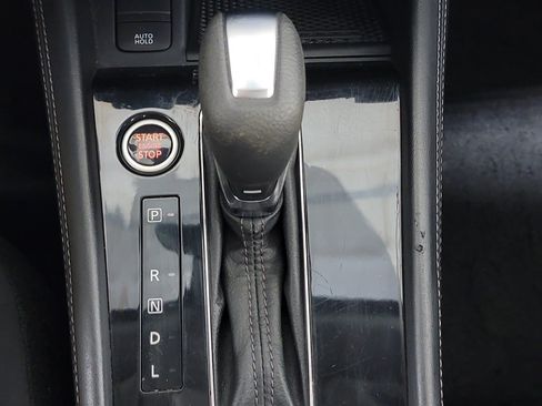 Used 2022 Nissan Kicks SV FWD image 18
