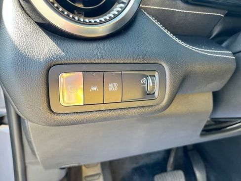 Used 2024 Chevrolet Blazer EV LT AWD/4WD image 28