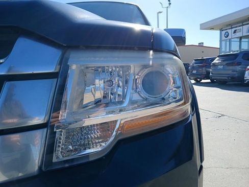 Used 2015 Ford Expedition EL Platinum image 4