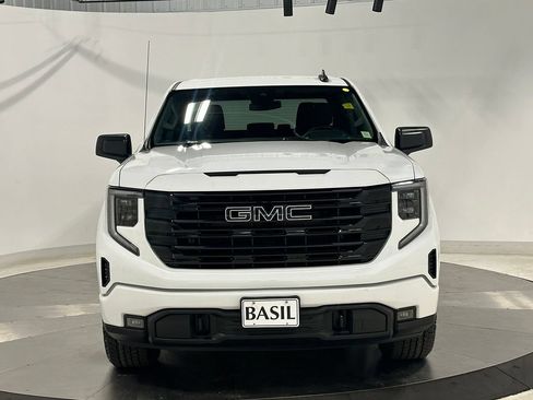 Used 2023 GMC Sierra 1500 Elevation AWD/4WD image 9