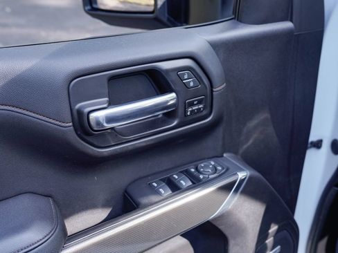Used 2020 GMC Sierra 1500 AT4 w/ AT4 Premium Package AWD/4WD image 9