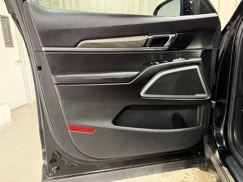 Used 2022 Kia Telluride EX w/ EX Premium Package image 8
