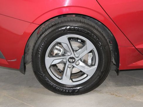 Used 2021 Kia K5 LX FWD image 14