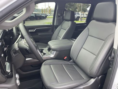 New 2026 GMC Sierra 3500 SLT w/ SLT Premium Package AWD/4WD image 55