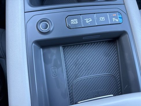 New 2026 Kia EV9 Wind image 36