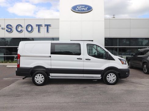 Used 2025 Ford Transit 250 Low Roof w/ Exterior Upgrade Package RWD image 17