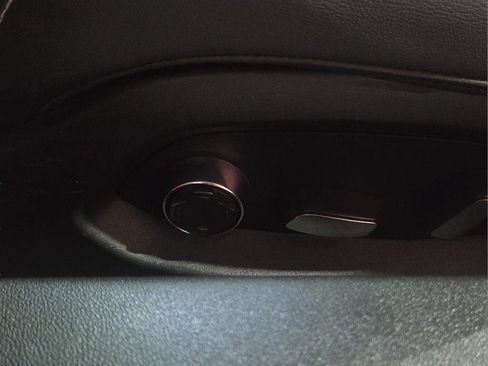 Used 2022 Chevrolet Corvette Stingray Preferred Conv image 17