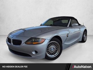 Used 2003 BMW Z4 2.5i RWD video 1