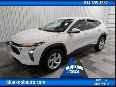 Used 2024 Chevrolet Trax LS w/ LS Convenience Package