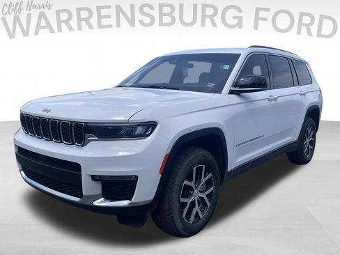 Used 2025 Jeep Grand Cherokee L Limited AWD/4WD image 3