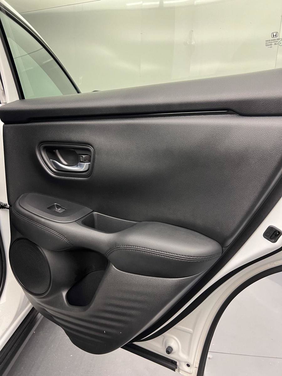 Used 2026 Honda HR-V LX image 36