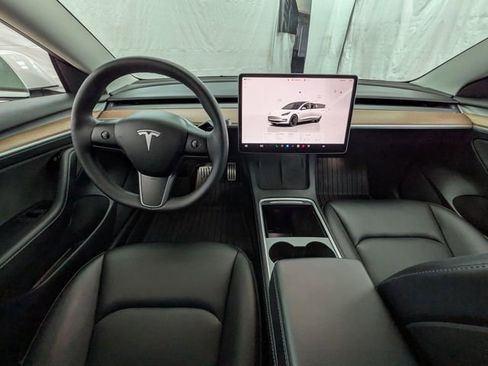 Used 2022 Tesla Model 3 Performance image 12