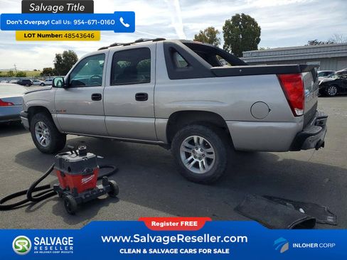 Used 2004 Chevrolet Avalanche 2WD image 3