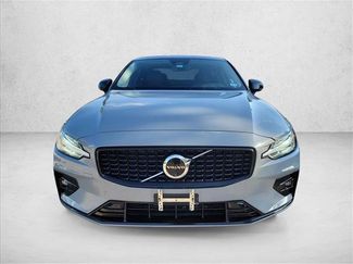 Used 2024 Volvo S60 B5 Plus AWD/4WD video 2