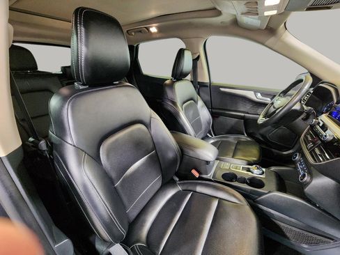 Used 2020 Ford Escape SEL image 27